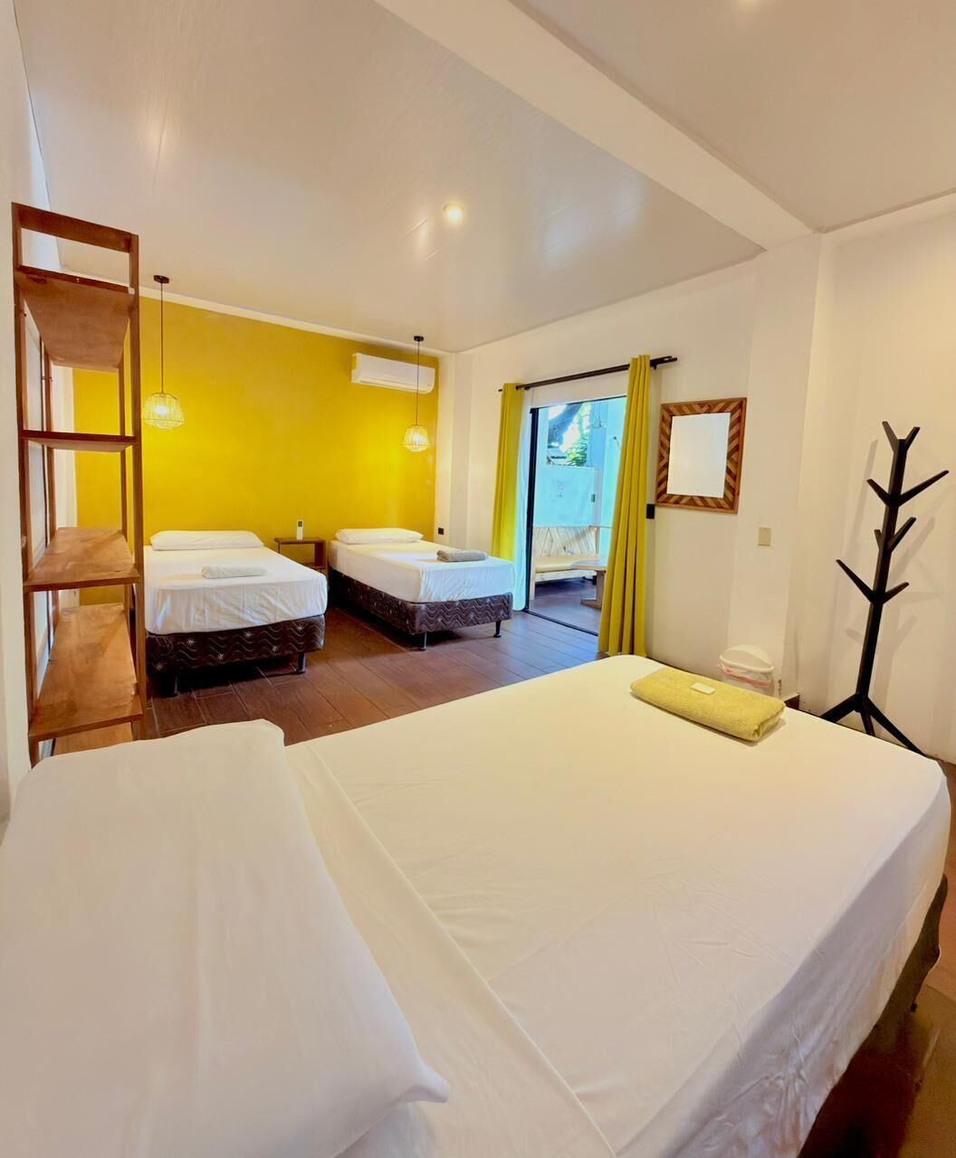 4 人部屋 (11) | WiFi (無料)