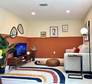 Interior - Newly Renovated Funky Eclectic Home (Tampa)