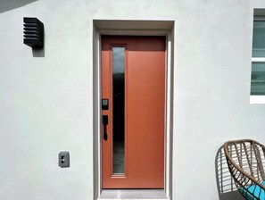 Exterior detail - Newly Renovated Funky Eclectic Home (Tampa)