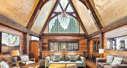 Bullhead Mountain Lodge | Luxurious Black Mountain Home with Pool, Game room, and More!