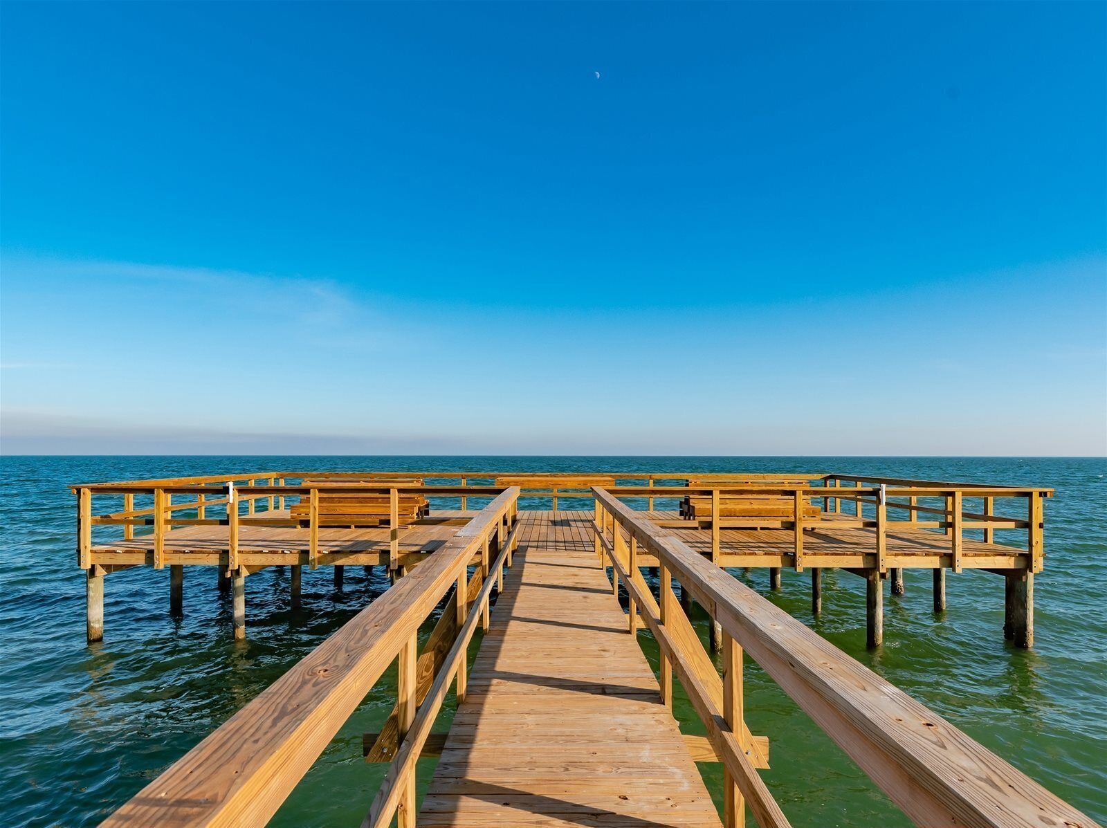 Condo (2 Bedrooms) | Property amenity