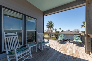 House (4 Bedrooms) | Property amenity