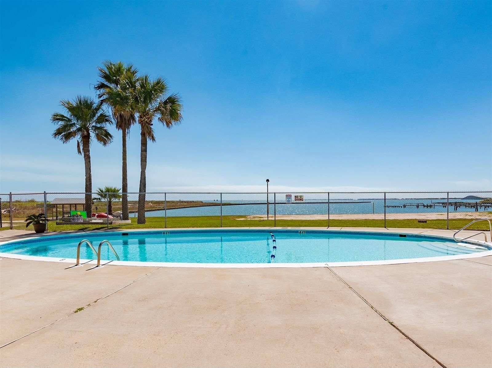 公寓式客房 (2 Bedrooms) | 住宿服务设施