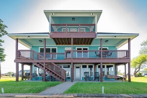 House (3 Bedrooms) | Property amenity