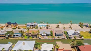 House (3 Bedrooms) | Property amenity