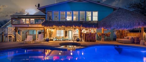 House (4 Bedrooms) | Property amenity
