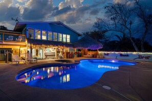 House (4 Bedrooms) | Property amenity - Texas Tiki by Miss Kitty’s (Rockport)