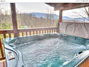 Tina de hidromasaje al aire libre