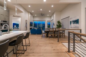 Dining - Zion National Park | Luxury Home | Spa | Golf Resort (Hurricane)