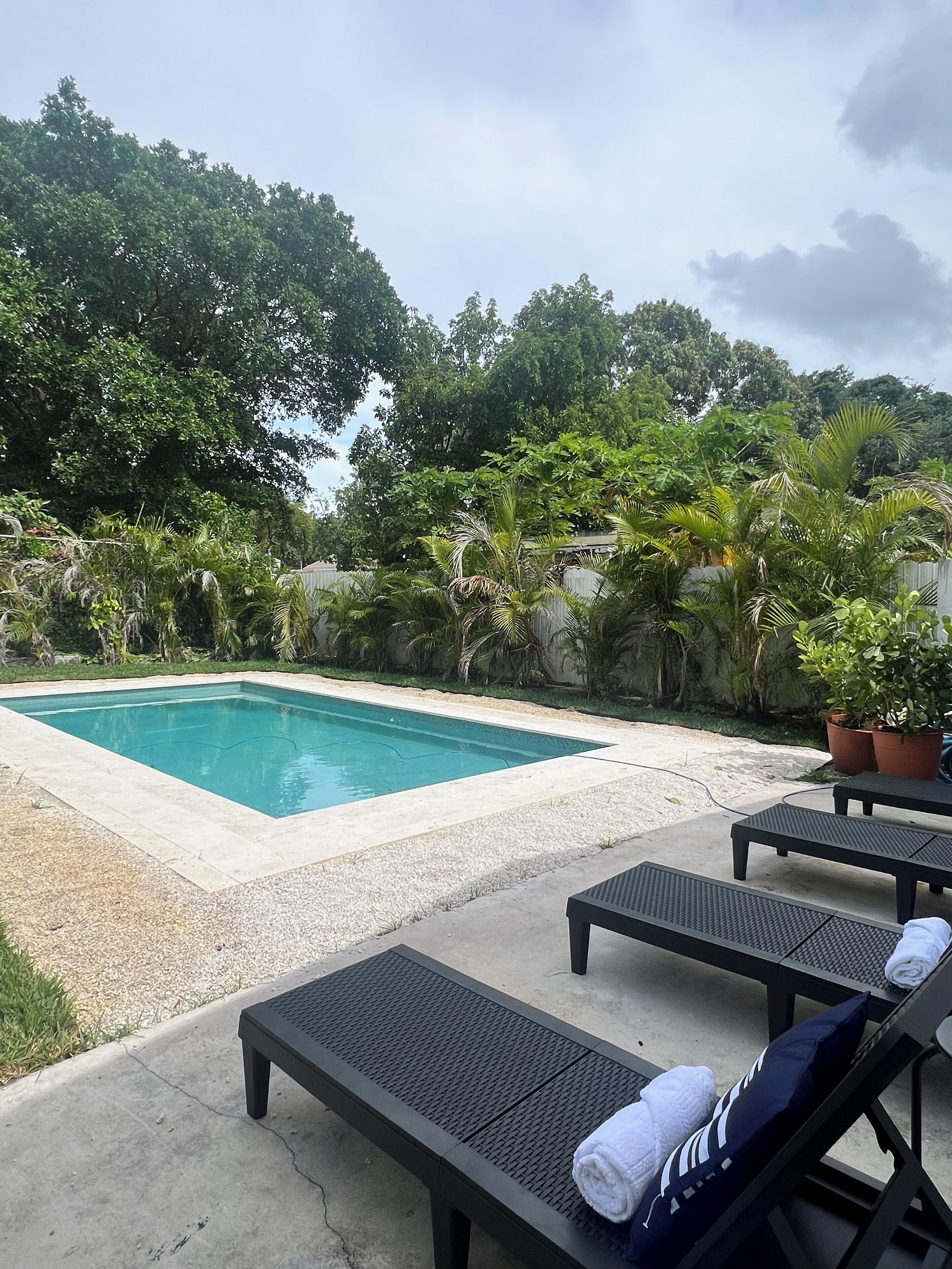 Designer 4 bedroom with Pool. Wynwood, South Beach