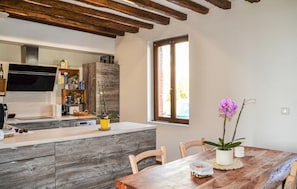Dining - Cozy home in Saulchery (Saulchery)