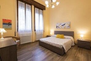 4 habitaciones, wifi y ropa de cama 