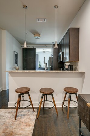 Interior - Lofts At 30th - Urban Sky Suite - Mins to Broadway! (Nashville)