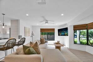 TV - 501 Managed By Brampton Park (Delray Beach)