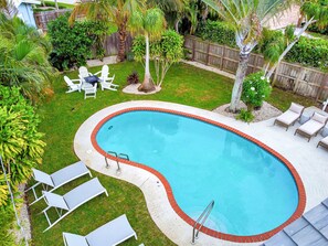 Beheizter Pool