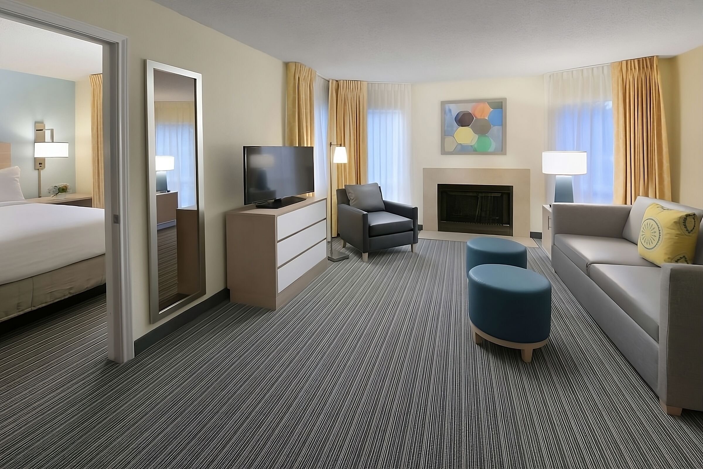 You Found It! 2 Comfortable Units, Free Parking, Onsite Pool, Pet-friendly - Montgomery, AL