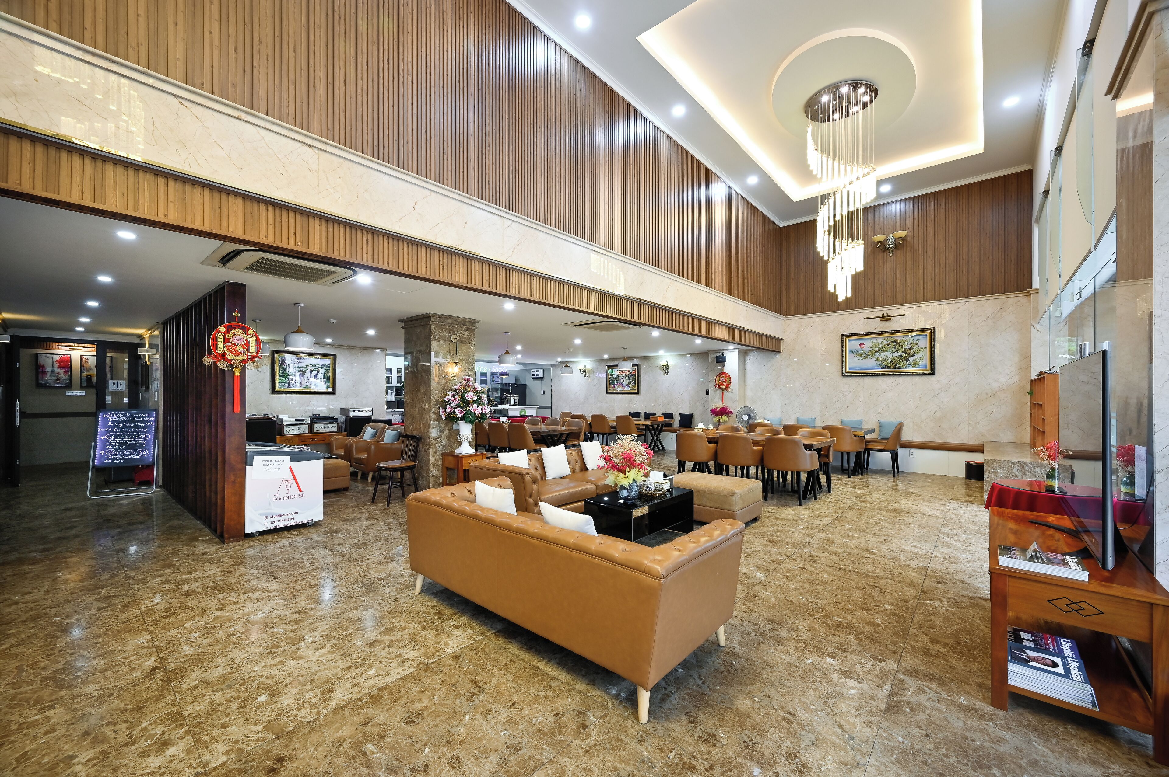 Photo - The River Park Hotel