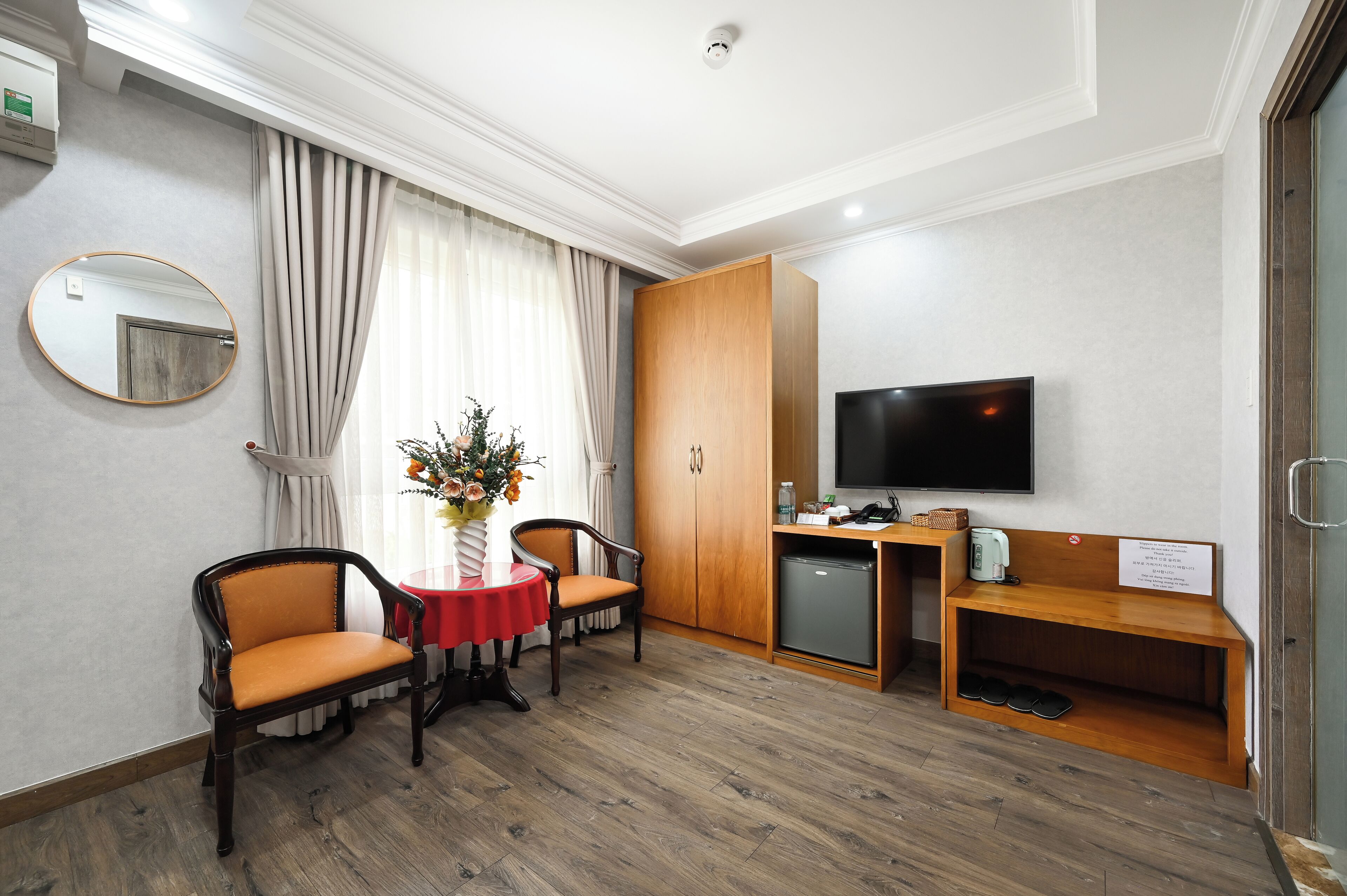 Photo - The River Park Hotel