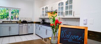 Spacious Open Concept Large family house with 3 bedrooms. Amazing space. 