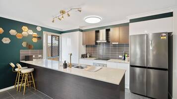 Microwave, oven, stovetop, dishwasher