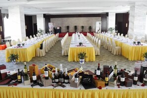 Unclassified image, 2 of 80, button - Jixi International Hotel (Jixi)