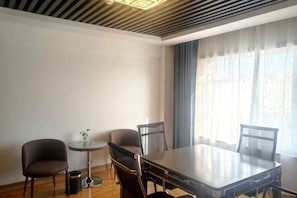 Unclassified image, 4 of 7, button - Langting Hotel (Dingxiang)