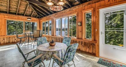 Webster Lake Retreat for Nature and Water Lovers