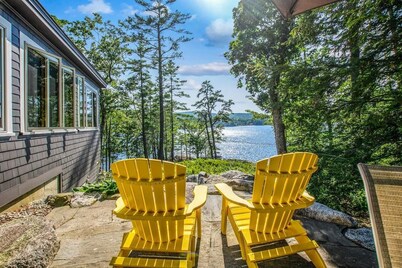 Webster Lake Retreat for Nature and Water Lovers