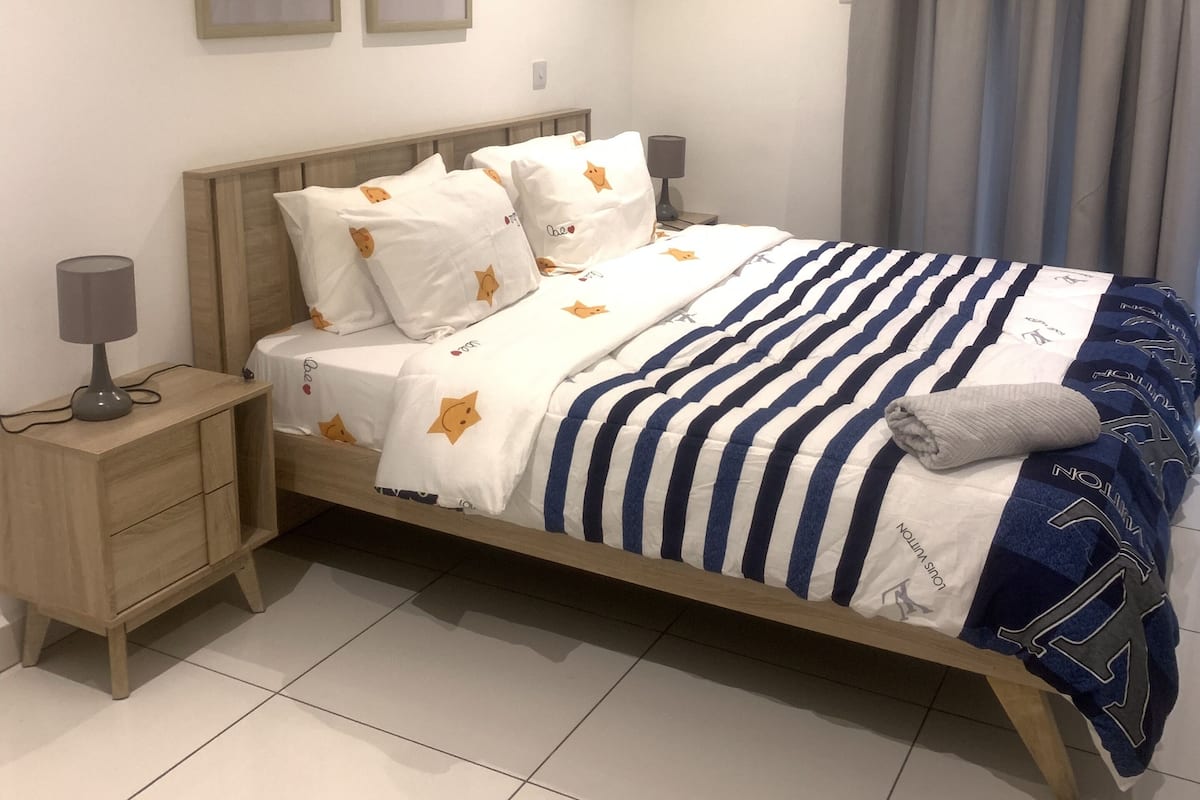 Apartamento de lujo, 1 habitación (with Hall) | 1 dormitorio y ropa de cama de alta calidad