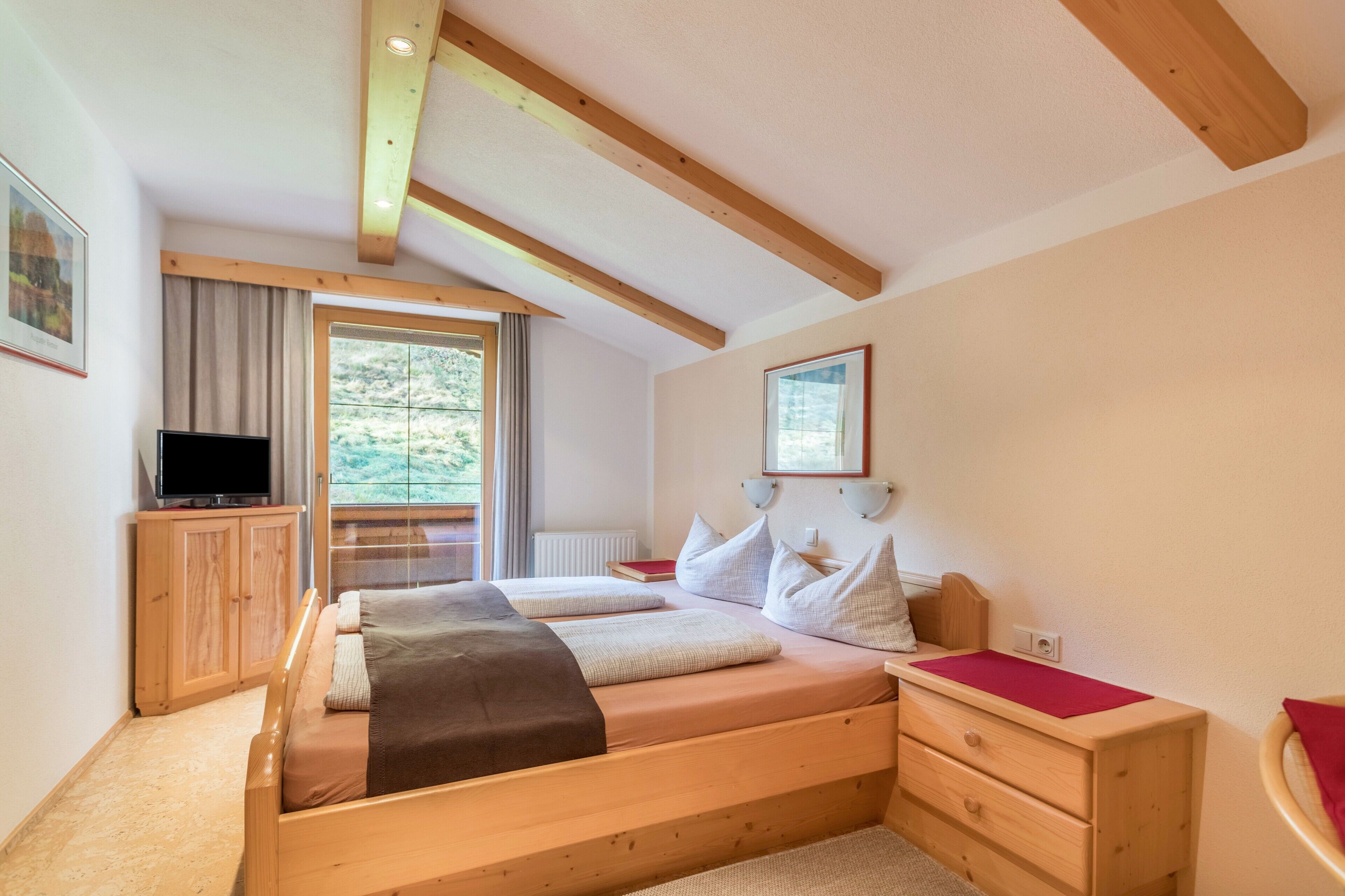 3 Schlafzimmer, kostenloses WLAN, Bettwäsche