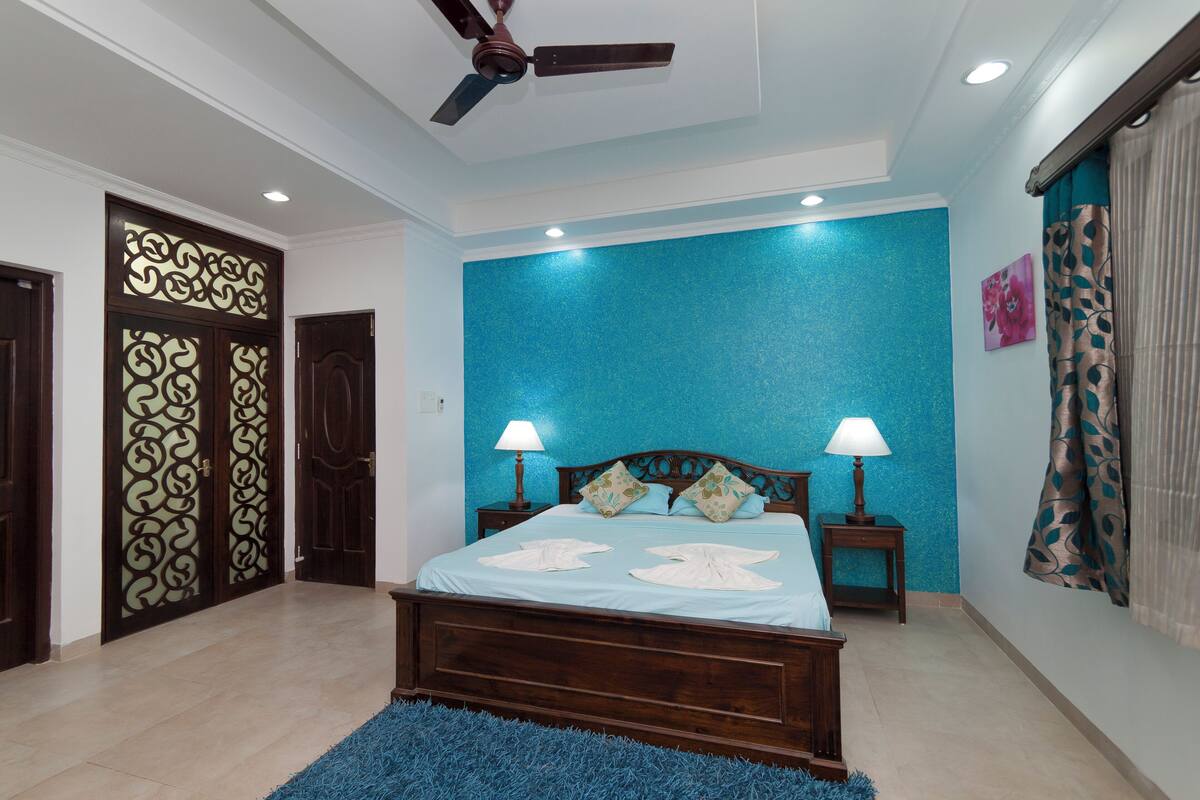 Deluxe Villa | 7 bedrooms, in-room safe, individually decorated, individually furnished