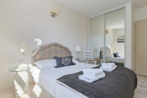2 dormitorios, wifi gratis, ropa de cama