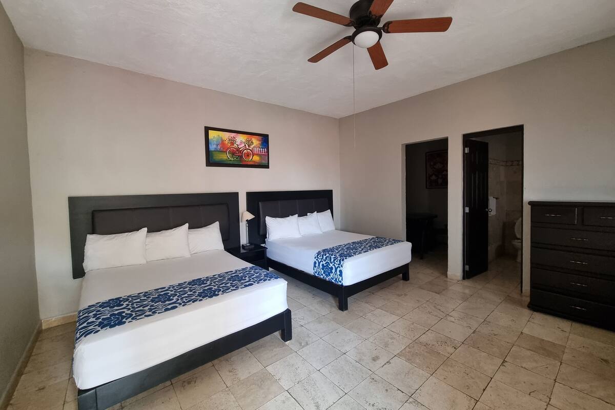 Master Suite Doble (#9) | WiFi (free), bed sheets