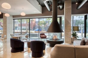 Interior - Amazing South Lake Union 2BR w/ W/D & Roof, nr Lake Union, by Blueground (Seattle)