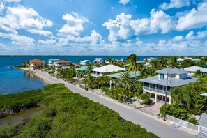 Miscellaneous - Slice of Paradise: Captivating Open Water Views, Deep Canal, Dockage, Heated Pool, and Pet-Friendly! (Big Pine Key)