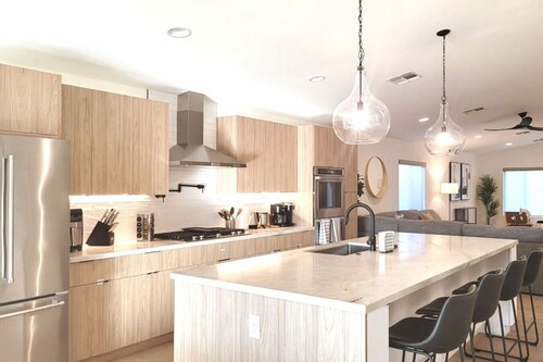Modern 3-Bedroom in Central Phoenix
