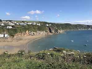 Sun loungers - The Snug - Beautiful Grade 2 listed barn conversion (Mevagissey)