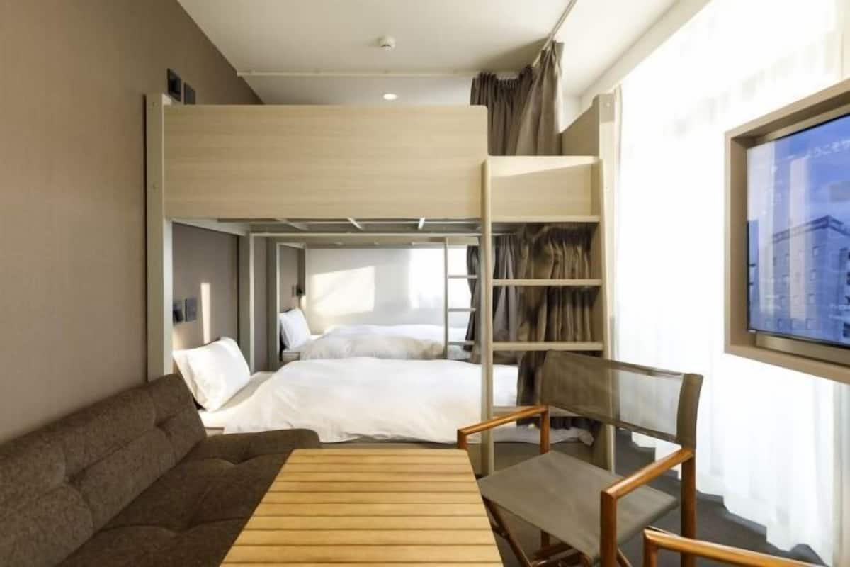 Desk, free WiFi, bed sheets