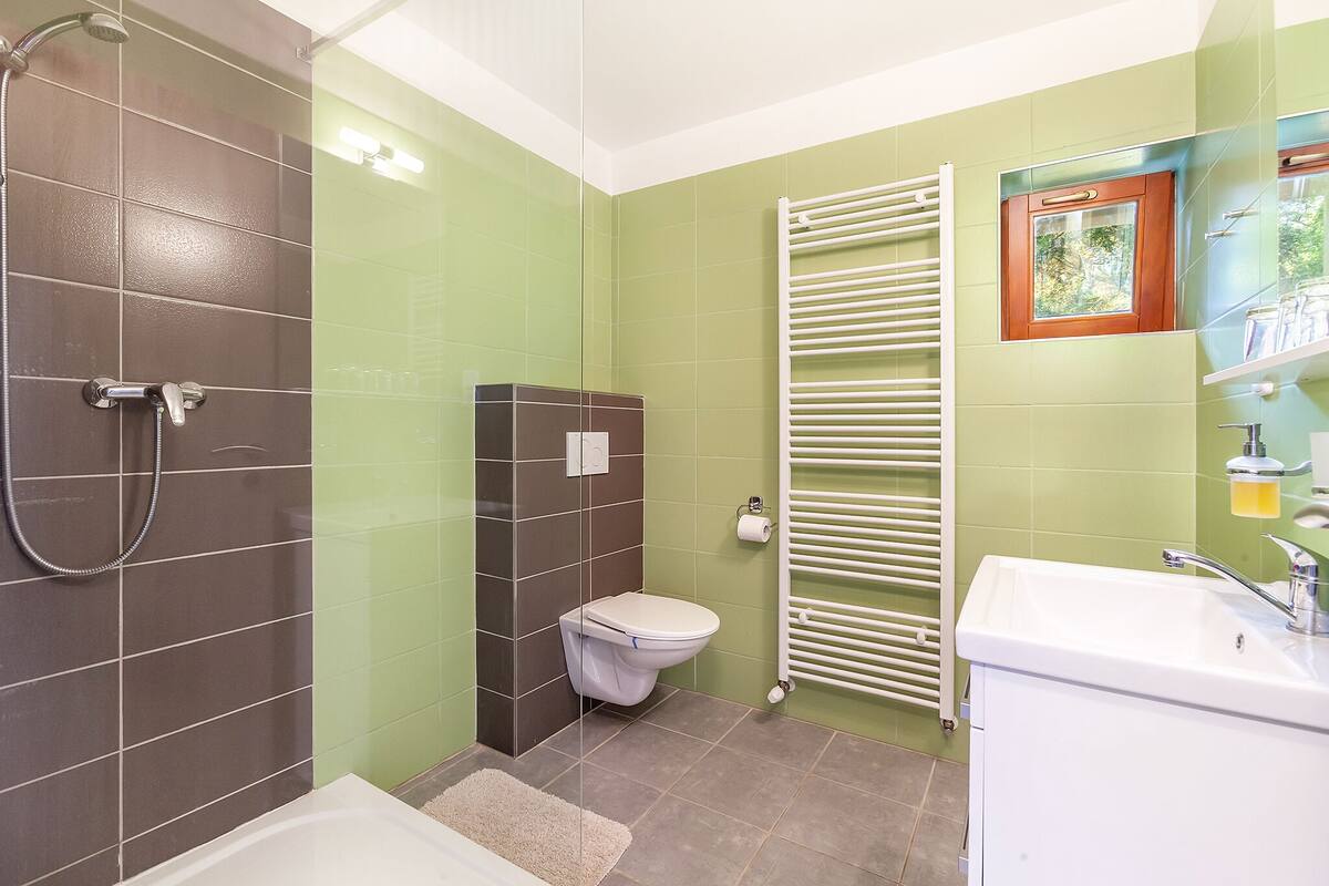 Comfort Double or Twin Room | Bathroom | Shower, towels, soap, toilet paper