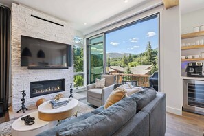 Smart TV, fireplace - Riverfront Townhome 14 - 3 Bedroom Residence (Avon)