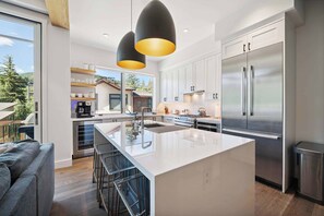 Fridge, microwave, oven, stovetop - Riverfront Townhome 14 - 3 Bedroom Residence (Avon)