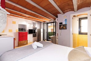 1 quarto, ferros/tábuas de passar roupa, Wi-Fi, roupa de cama