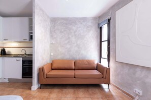 Téléviseur, bureau