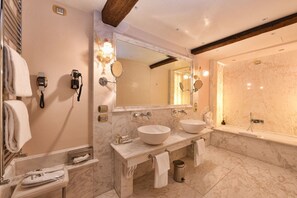 Bathroom - Hotel Monaco & Grand Canal (Venice)