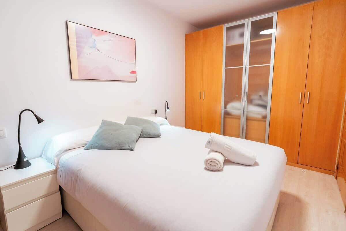 1 quarto, ferros/tábuas de passar roupa, Wi-Fi, roupa de cama