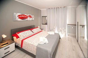 2 camere, ferro/asse da stiro, Wi-Fi gratuito, lenzuola