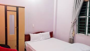 디럭스 더블룸 | 책상, 노트북 작업 공간, 무료 WiFi, 침대 시트