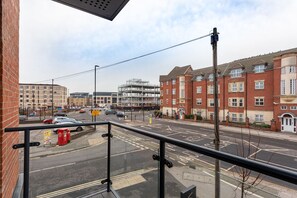 Front of property - Modern & Stylish 2 Bed York Apartment (York)