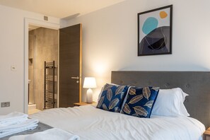 Apartment | 2 bedrooms, free WiFi, bed sheets - Modern & Stylish 2 Bed York Apartment (York)