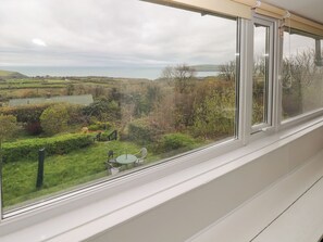 Cottage | Interior - Arfron (Newport)